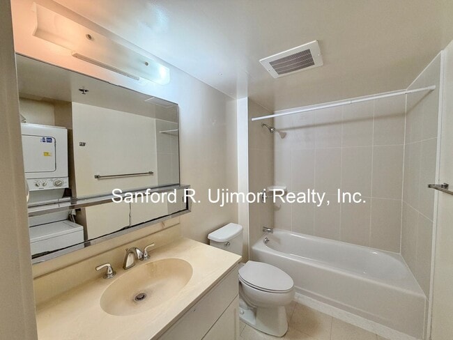 Photo - luna1074 Unit 1