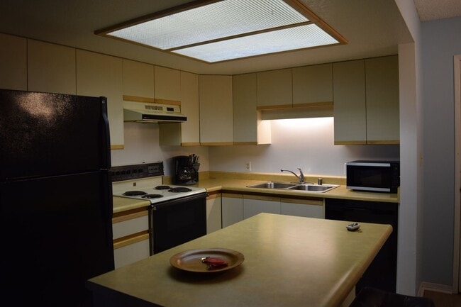 Photo - Maui Banyan 1 bd 2 bath furnished unit available February 1, 2026 for 1 yr. term.