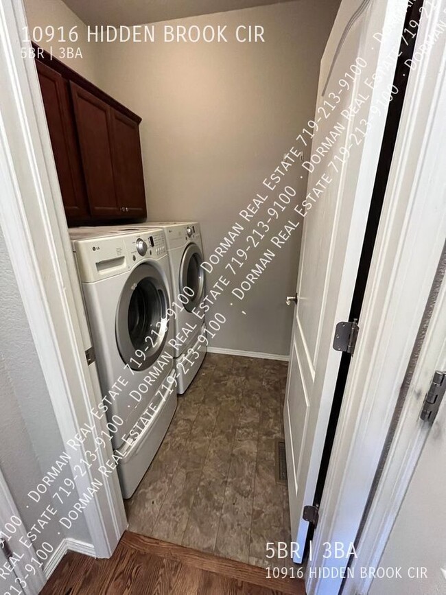 Photo - 10916 Hidden Brook Cir