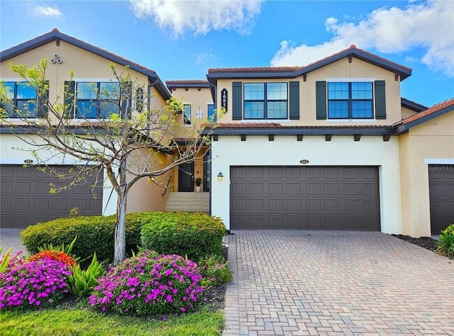 Building Photo - 10825 Tarflower Dr Unit 202