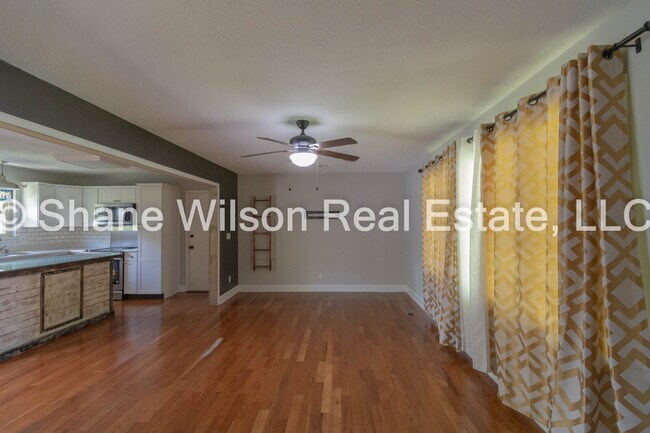 Charming 4-Bedroom Home in Chattanooga with Spacious 1900 Sq Ft Layout – Your Ideal Retreat Awaits!