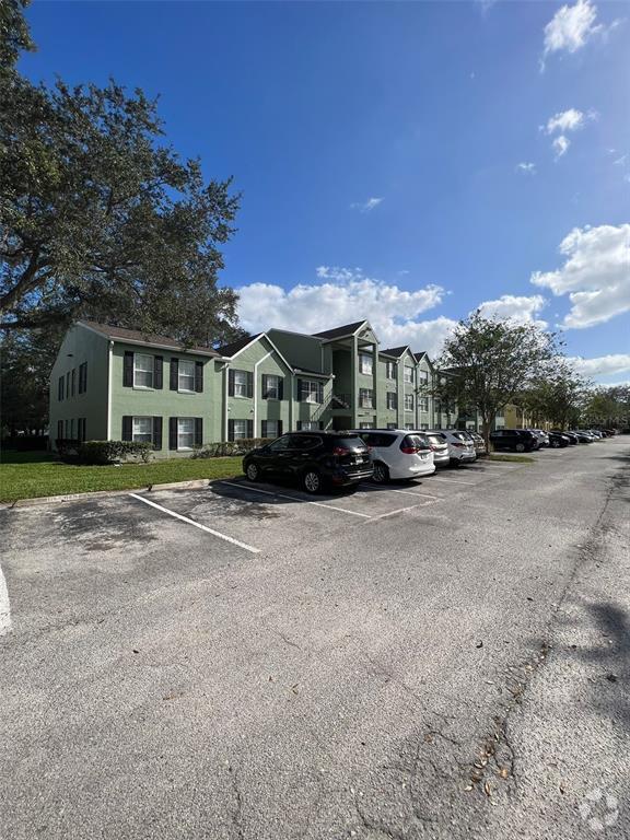 Building Photo - 2035 Dixie Belle Dr Unit 2035G Rental
