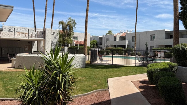 Photo - 3313 N 68th St Unit 118