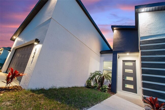 Photo - 802 James Dr