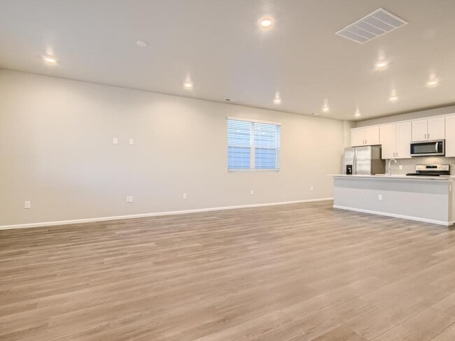 Photo - 12225 Creamery St