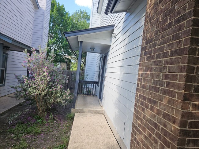 Photo - 3 Bedroom Townhouse near Medical Center!  ...