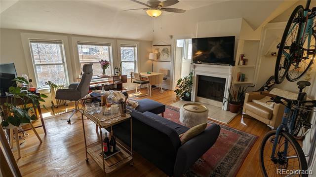 Photo - 1401 N Gaylord St Unidad 5