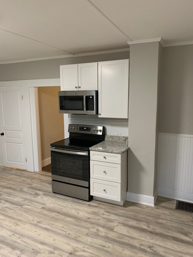 Photo - 44 Bradley St Unit A