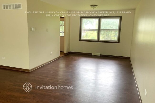 Photo - 22847 Redwood Dr