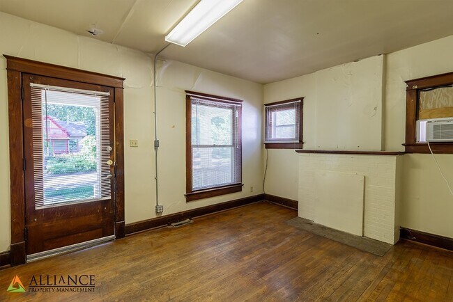 Photo - 1010 Osage St Unit 1