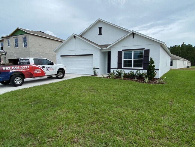 Photo - NOT AVAILABLE TO SHOW UNTIL APRIL 3rd. Desirable SE Ocala Neighborhood - Lake Diamond-North - 4/2...