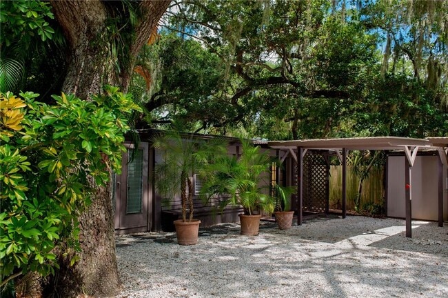 Building Photo - 1631 Bonita Ln