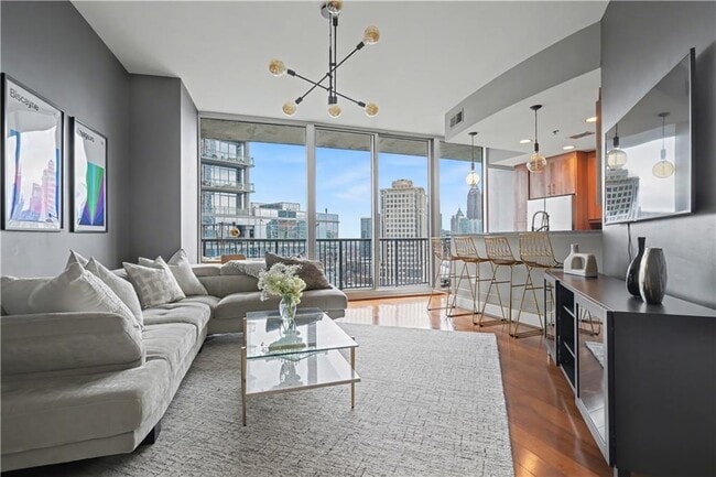 Building Photo - 1080 Peachtree St NE Unit 2108