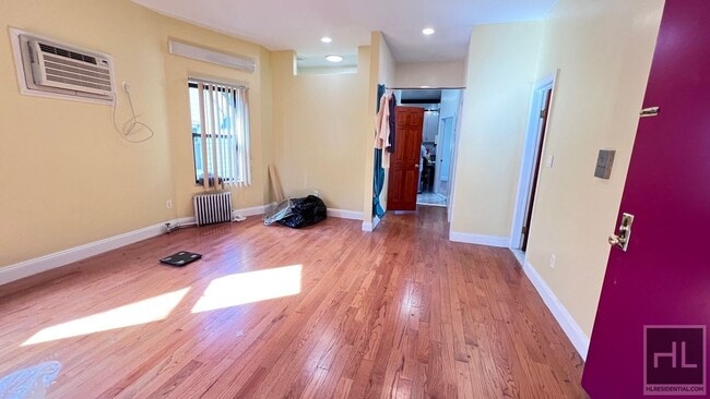 Photo - 502 E 5th St Unidad 3