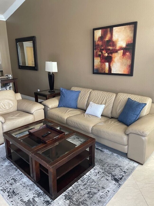 Photo - Meridian TOP FLOOR Furnished 1 bed | 1 bath condo with Strip and High Roller view.