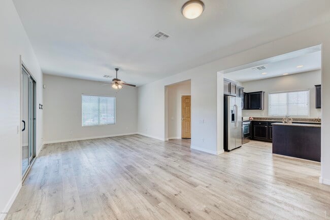 21130 N 36th Pl