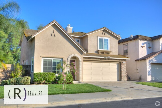 Building Photo - A Captivating and Charming 2 Story Home Ne...