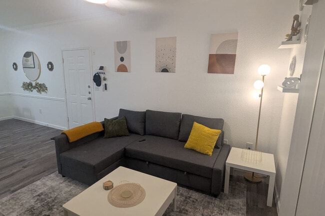 Photo - 2929 Kings Rd Unidad ID1335761P