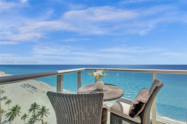 Building Photo - 2501 S Ocean Dr Unit 1510