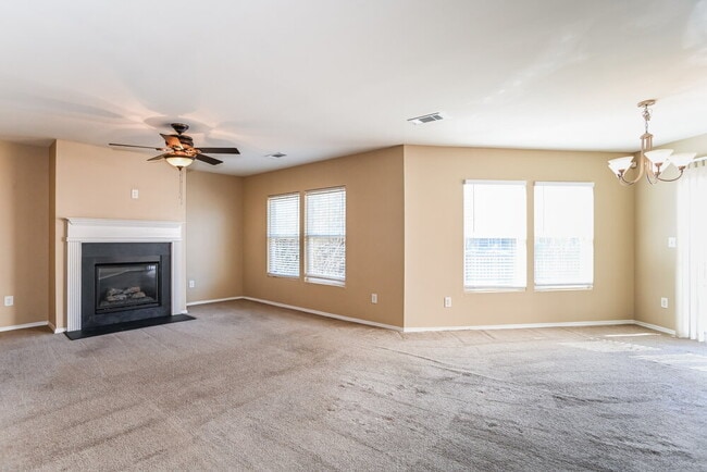 Photo - 6329 Highland Commons Dr