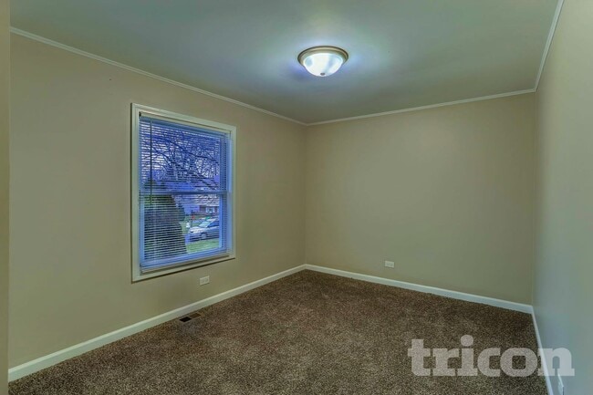 Photo - 155 Ramblewood Ln