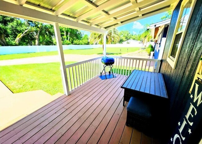 Photo - 36743 Howard Ave Unidad C2