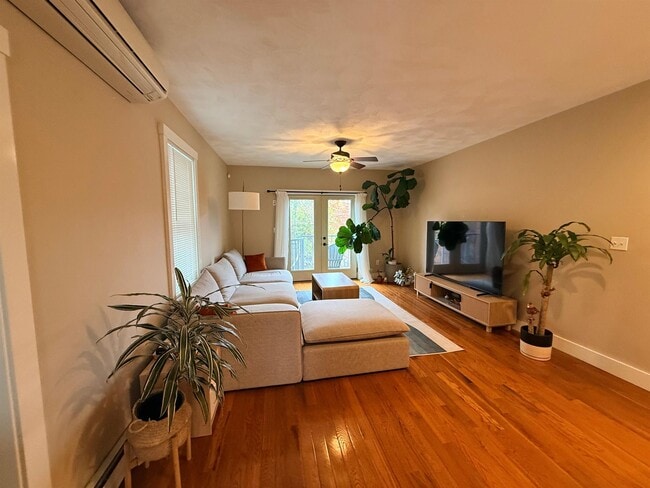 Photo - 119 Central St Unidad 1