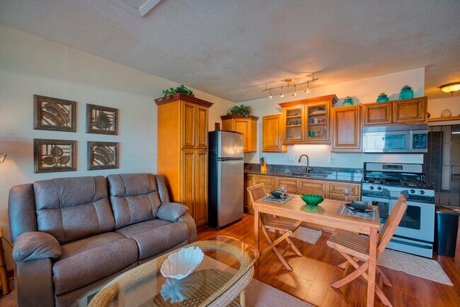 Photo - 355 Kalanianaole St Unit 304
