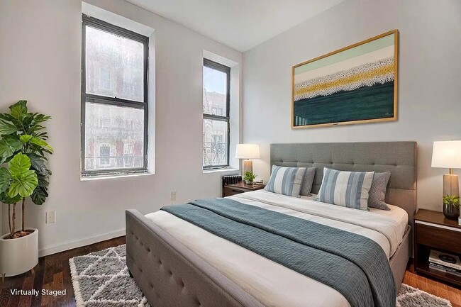 Photo - 254 Broome St Unidad 12A