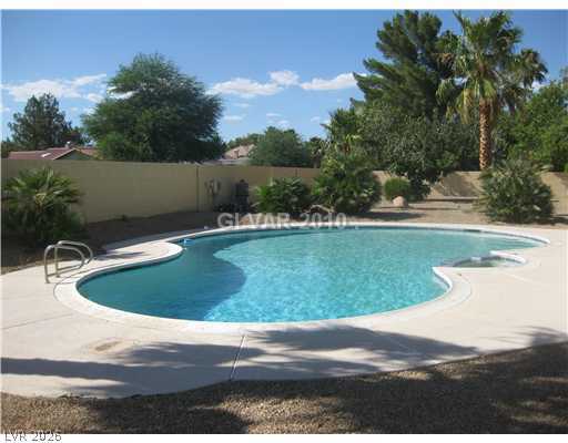 Photo - 6190 Darby Ave