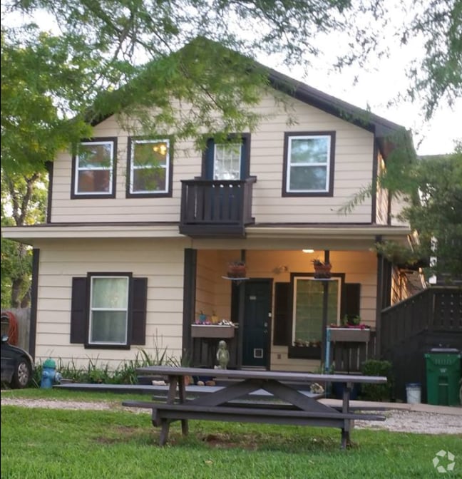 Building Photo - 1806 Rowan Burton Rd Rental