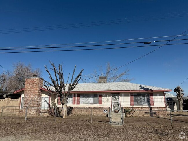 Building Photo - 903 Bush St Rental