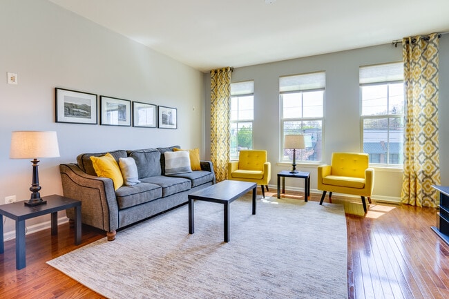 Sala de estar - 43819 Stubble Corner Sq