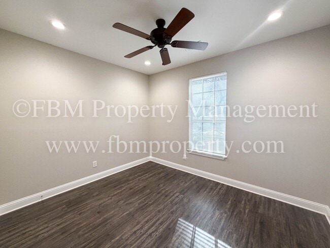 Photo - Hidden Creek Apartments, Unit C - 2 Bedroo... Unidad C