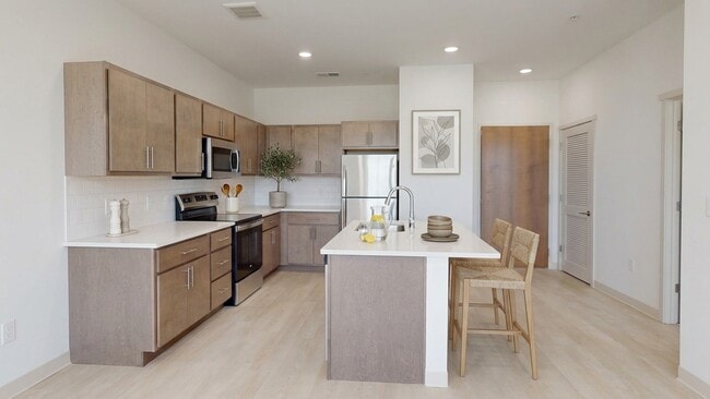 Photo - Winsor Place