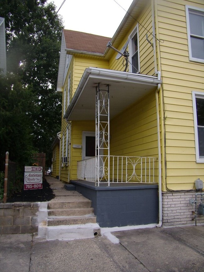 Building Photo - 14-16 S. Franklin St. Unit 16