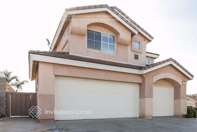 Photo - 8760 Medford St