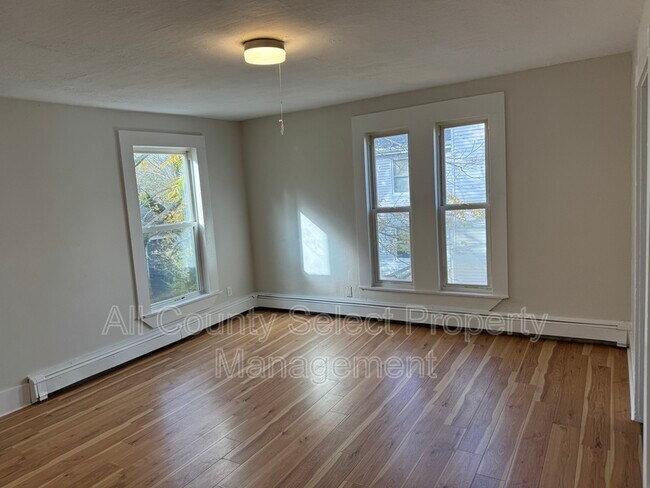 Photo - 83 Groveland St Unit #2