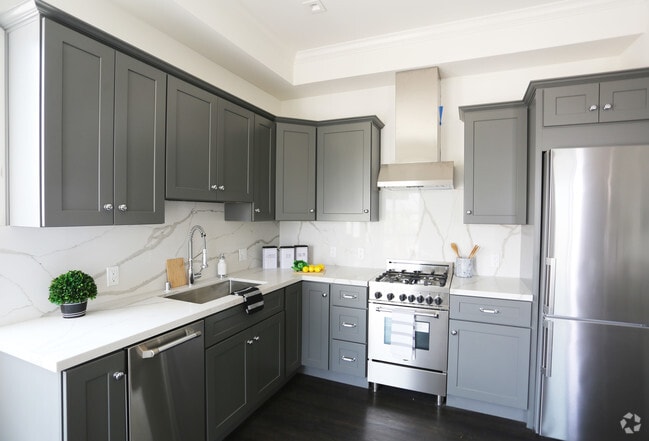 1BR, 1BA-Kitchen