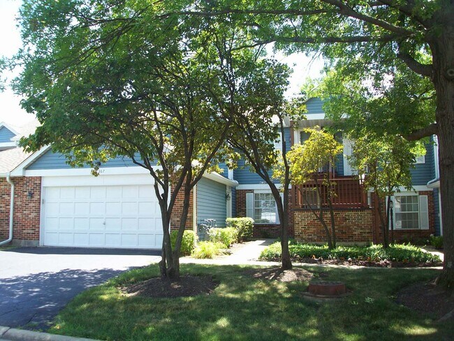 Photo - 367 Pembroke Ln Townhome