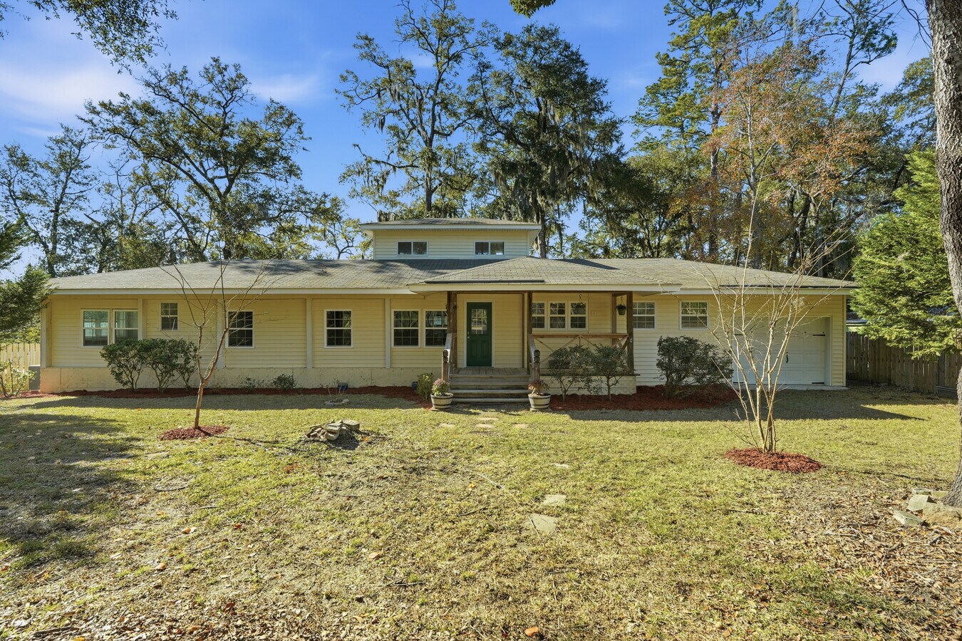 Photo - 413 Pine Ridge Dr