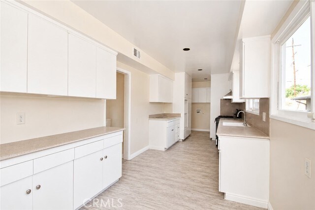 Photo - 1290 Brightwood St
