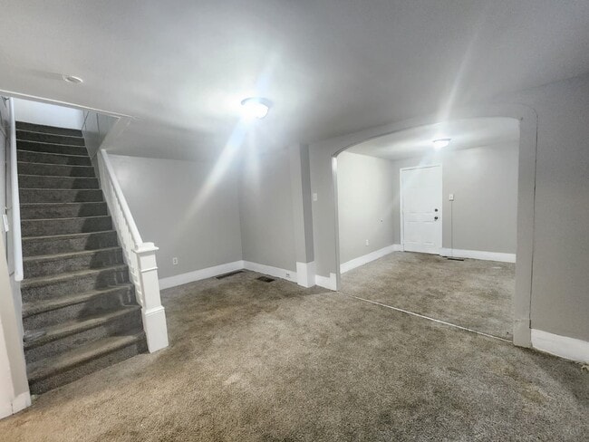 Building Photo - 778 W Main St Unit 1