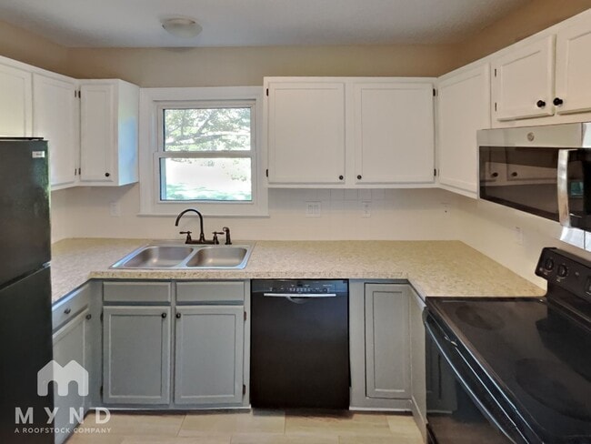 Photo - 3203 Whitaker Ct NW