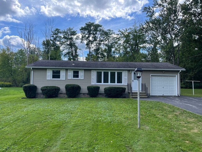 Photo - 5894 McKinley Rd