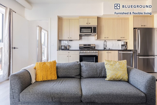 Photo - 611 N Virgil Ave Unit FL3-ID1335