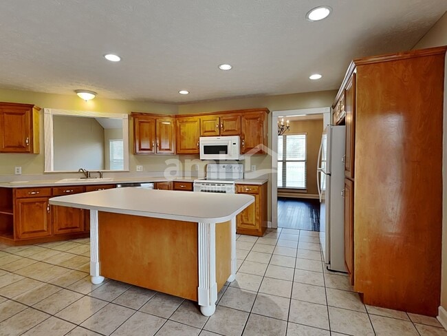 Photo - 305 Karlee Dr