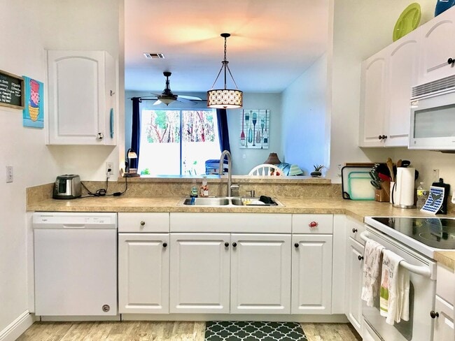 Photo - 3638 Pine Oak Cir
