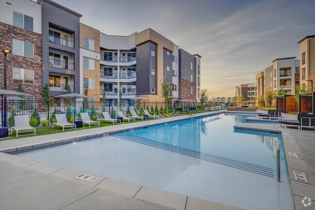 Building Photo - Reveal Rental