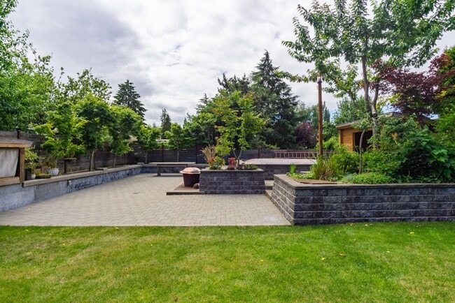 Photo - 3Bd/2Ba Seattle Home